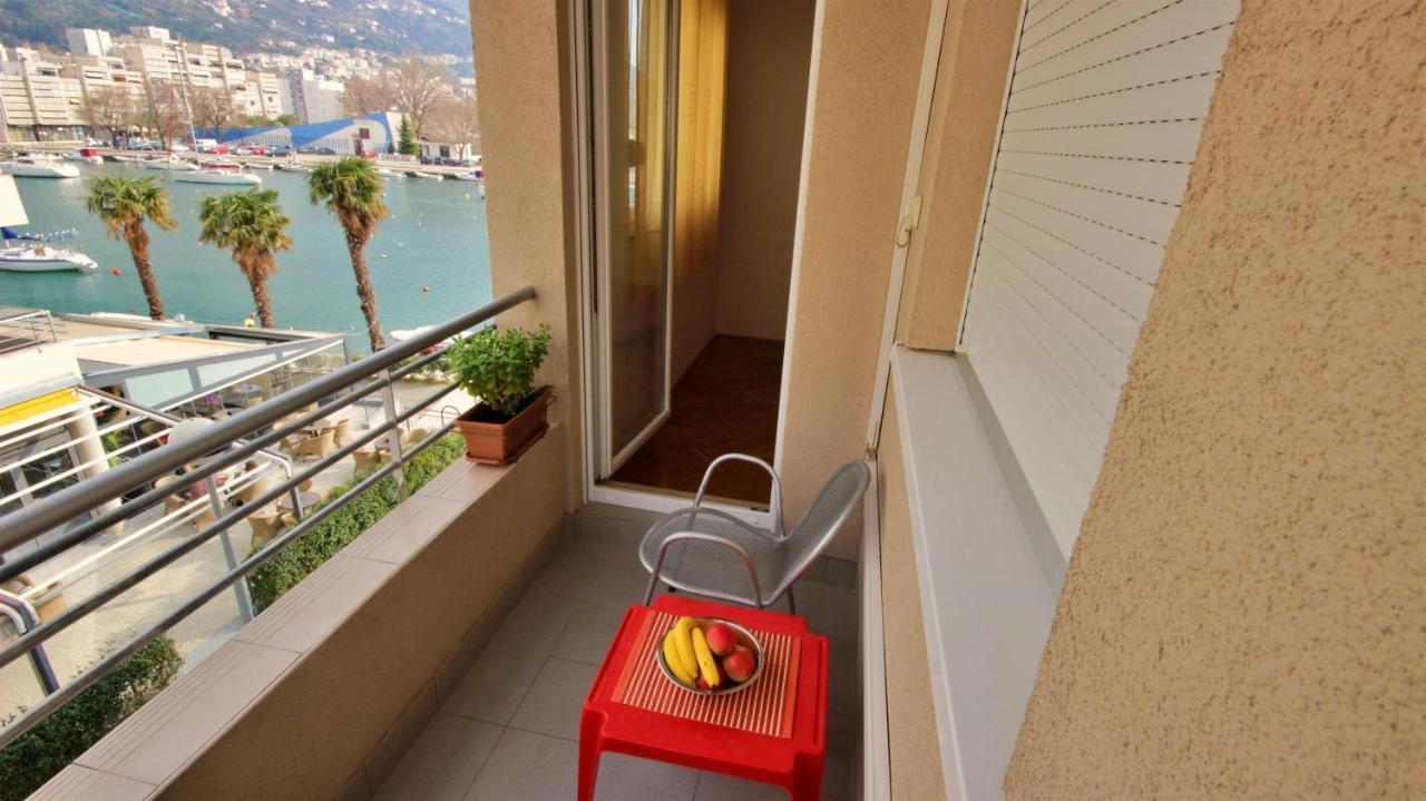 Apartment Jen Omiš Extérieur photo