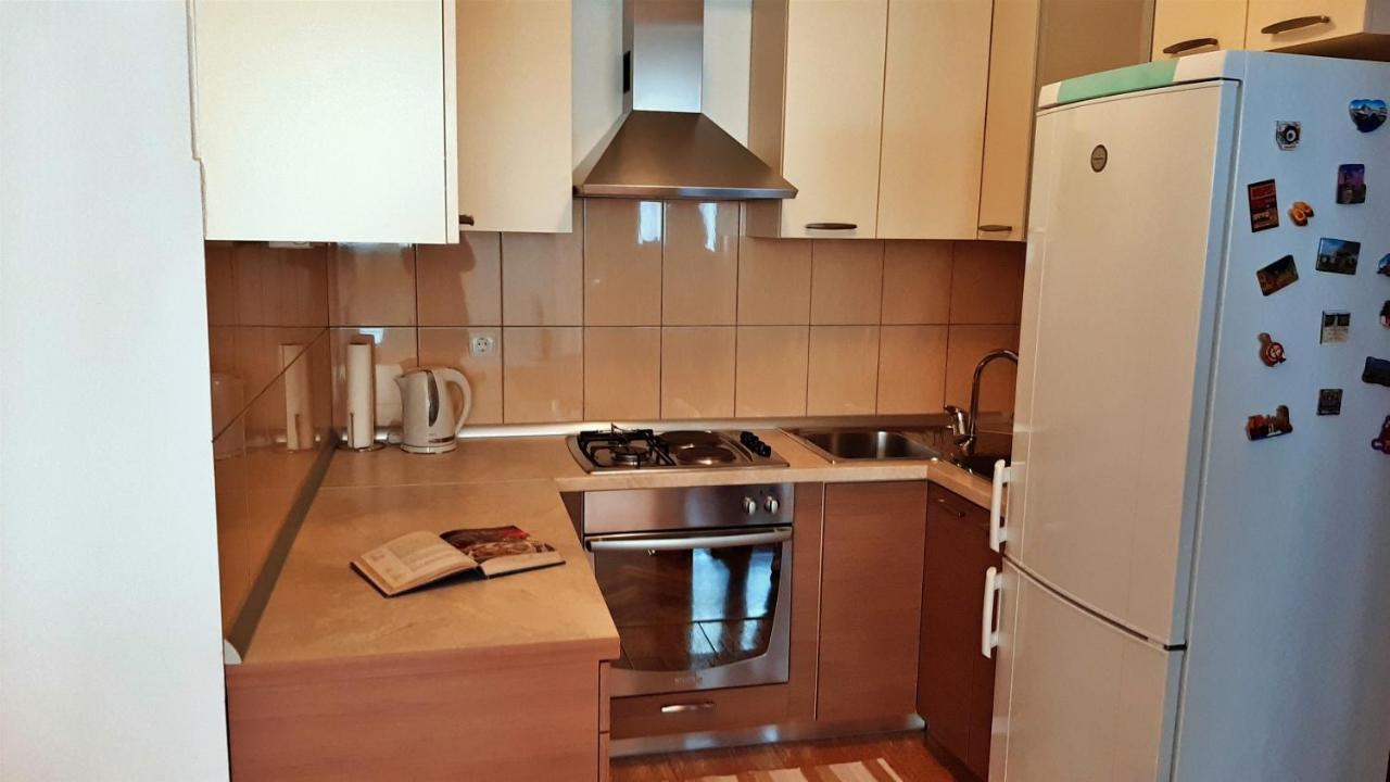 Apartment Jen Omiš Extérieur photo