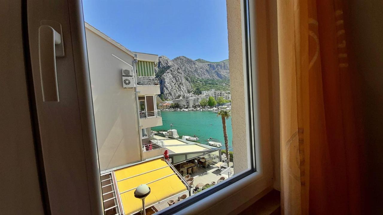 Apartment Jen Omiš Extérieur photo