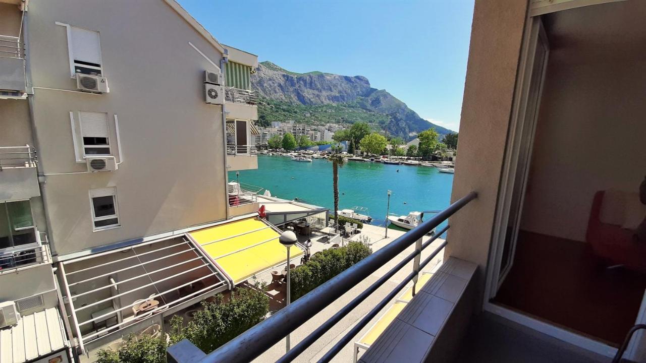 Apartment Jen Omiš Extérieur photo
